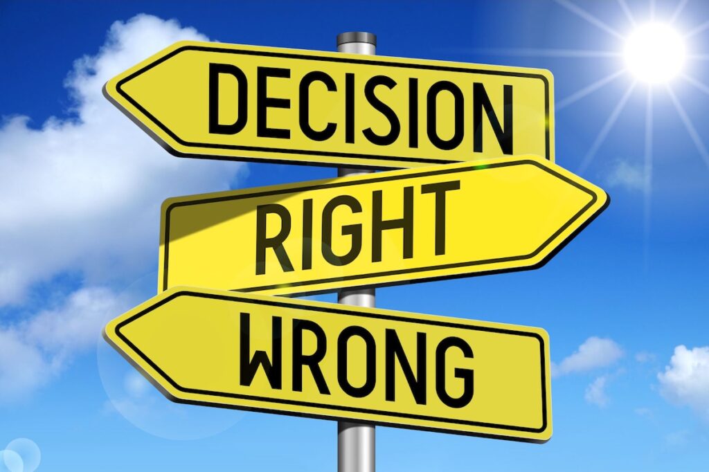 Decision process in directional signs